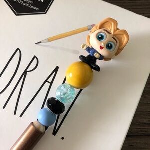 Disney Doorables: Pocahontas: John Smith handmade beaded pen